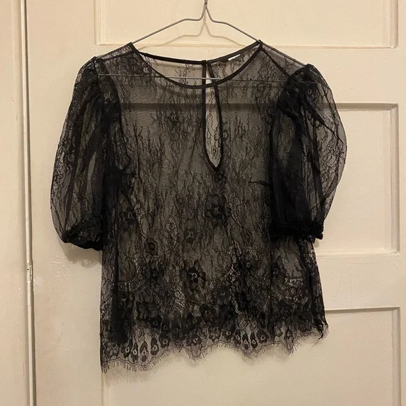 Lace top - Picture 1 of 5
